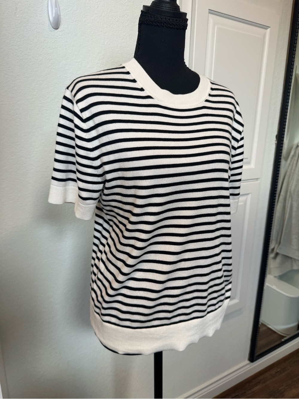 Banana Republic Black & White Striped Short-Sleeve Knit Top - Picture 3 of 4